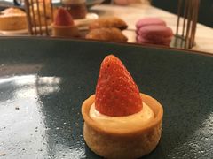 -La Mer Restaurant & Lounge