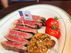 -MONICH牛排融合餐厅(和义大道购物中心店)