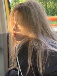 -东秀护肤造型