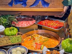 -洱火云南酸菜牛肉火锅(石景山当代商城店)