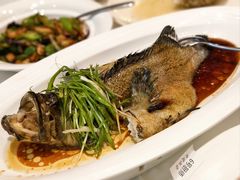 -万龙洲海鲜(大兴绿地缤纷城店)