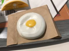 太阳蛋蛋白霜-麦当劳(东方时代广场分店)