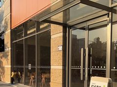 门面-奈雪的茶(南山大冲一期店)