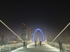 -南京眼步行桥