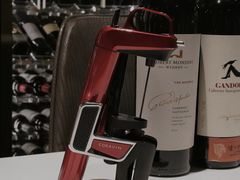-wineapp葡萄酒餐吧(外滩金融中心店)