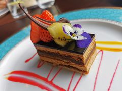 歌剧院-Kathleen's Waitan 凯圣琳江景西餐厅(外滩店)