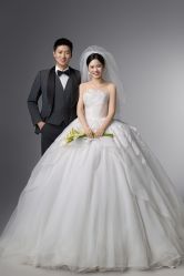 -乐派诗婚纱摄影