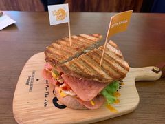 -Catch Bagel(芳草地店)