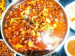 汤锅牛蛙-馋嘴蛙火锅