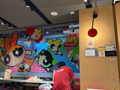 -麦当劳(中二横路店)