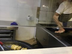 -小姜锅贴(凤凰街店)