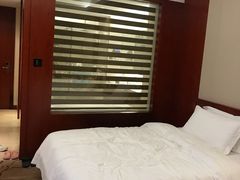 -兴芮温泉度假区