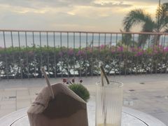 -日落吧·海景咖啡厅·餐酒吧·鸡尾酒·下午茶·乐队表演·浪漫夕阳·三亚文华东方酒店