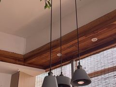 -蜜桃餐厅·伴山(湖滨商业街店)