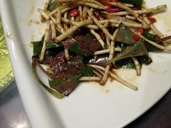 -自贡盐帮菜·玩辣餐厅(樱花园西街店)
