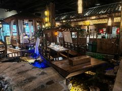 -花溪雨·森林餐厅(石基店)