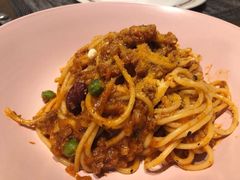 -悦享绿山墙西餐厅