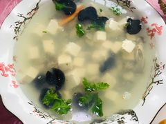 -宾朋海鲜特色美食餐厅·纯手工鲅鱼水饺(兴海路店)