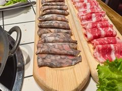 -热火朝天鲜切牛肉火锅(南强街巷店)