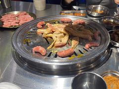 -哈哈碳都·牛肋条无限自助烤肉(宝龙店)