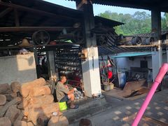 -满記土窑烧鷄波浪山莊