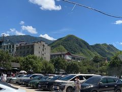 -安吉龙王山峡谷漂流