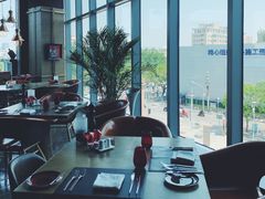 靠窗位-恰餐厅CHAR Grill(北京三里屯洲际店)