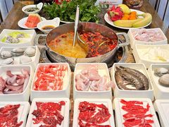 -来龍儿鲜切牛肉自助老火锅