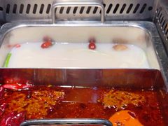 -洪焱重庆老火锅(万福花园店)