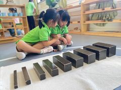 -宾果蒙特梭利托育儿童之家幼儿园(爱琴海店)