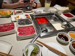 -海底捞火锅鲜切牛肉主题店(长寿路店)