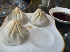 -笑来喜馄饨小笼工坊(通扬路店)