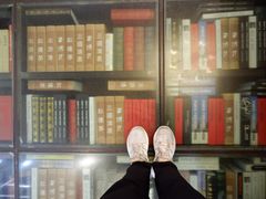 -钟书阁(松江泰晤士小镇店)