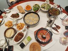 -梅利汴京烤鸭•开封豫菜地标店(晋安路店)