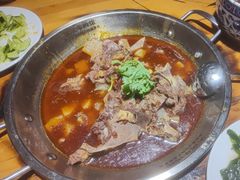 -大众跷脚牛肉馆·非遗传承单位(峨眉山店)
