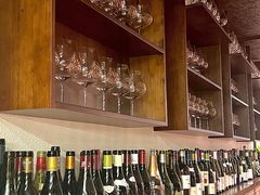 -肆海小川菜酒馆Wine Bistro (青年路店)