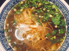 招牌牛肉面-尹兰楼西北风情餐厅(嘉定店)