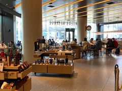 -星巴克臻选(上海合生汇1F店)