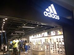 -adidas(印象城购物中心店)