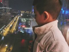 -荣誉国际酒店-云顶旋转餐厅