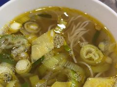 -盛唐府乾州酸汤面