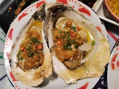 加拿大生蚝-辉记炭烧海鲜大排档·老字号(福田店)