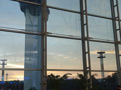 -胡志明新山一国际机场