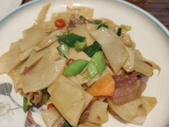 -民间瓦缸煨汤館(嵩山路店)