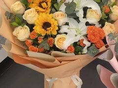 -天津波士信达奔驰4S店(卫津南路店)