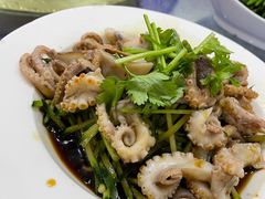 -地方名吃海鲜大馅蒸饺(北戴河店)