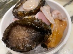-雍和会海鲜姿造自助(湖东路店)