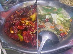 -渝大龙重庆火锅(温泉月亮湾店)