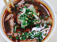 生烫牛肉面-江三王记牛杂馆(总店)