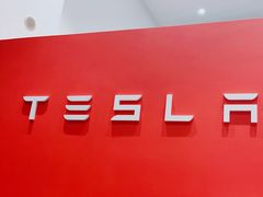 -TESLA 特斯拉(北京南四环中路特斯拉中心)
